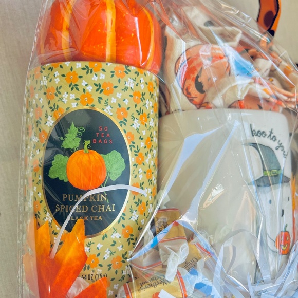 Tea lovers Gift Bag, Gifts for her, Birthday Gift, Halloween gift, Care Package - Picture 2 of 4